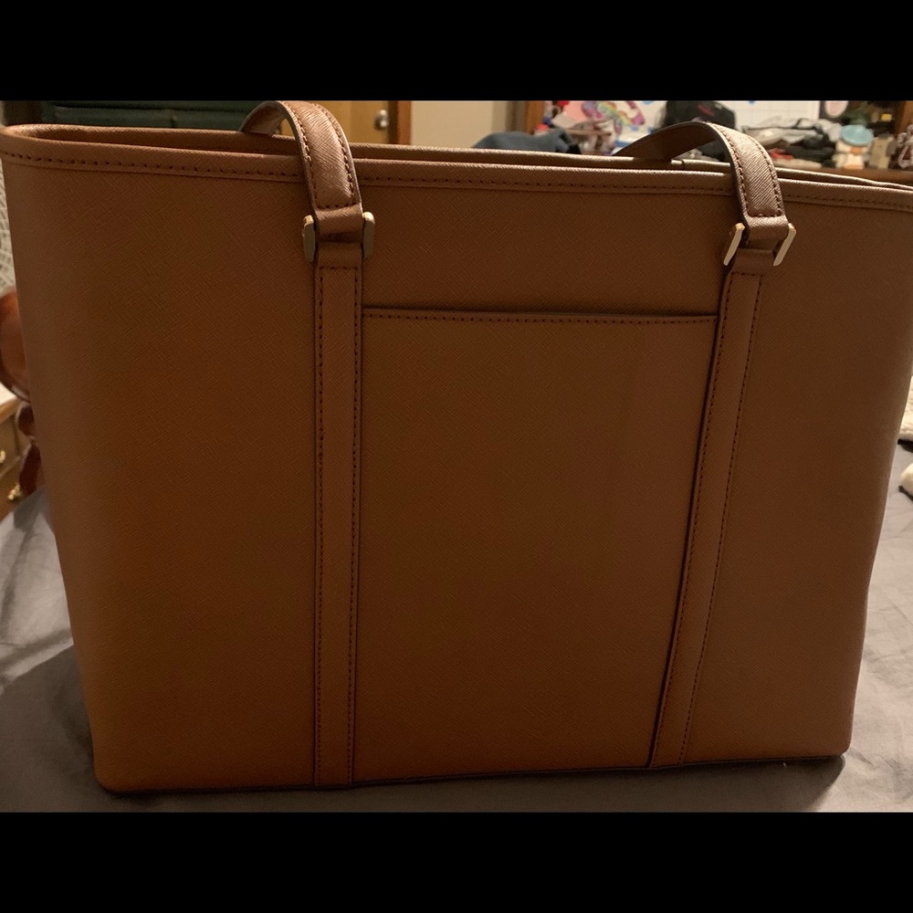 MK Tote - Picture 3 of 5